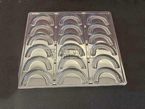 玻璃器皿吸塑包装